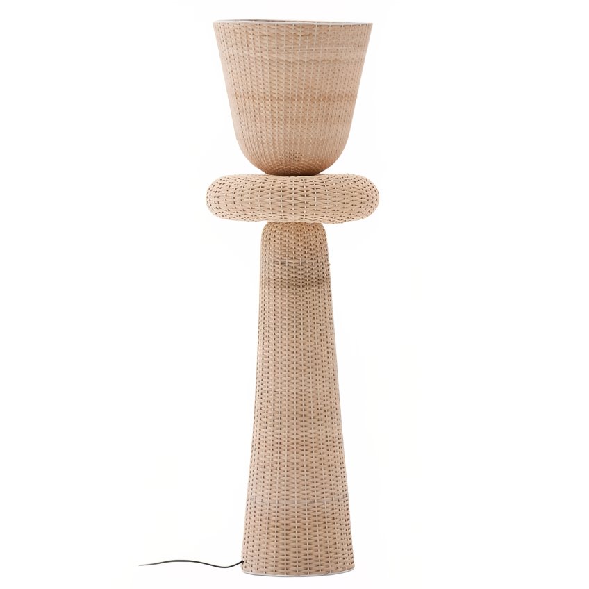 Ratanová stojací lampa Kave Home Neuda 140 cm